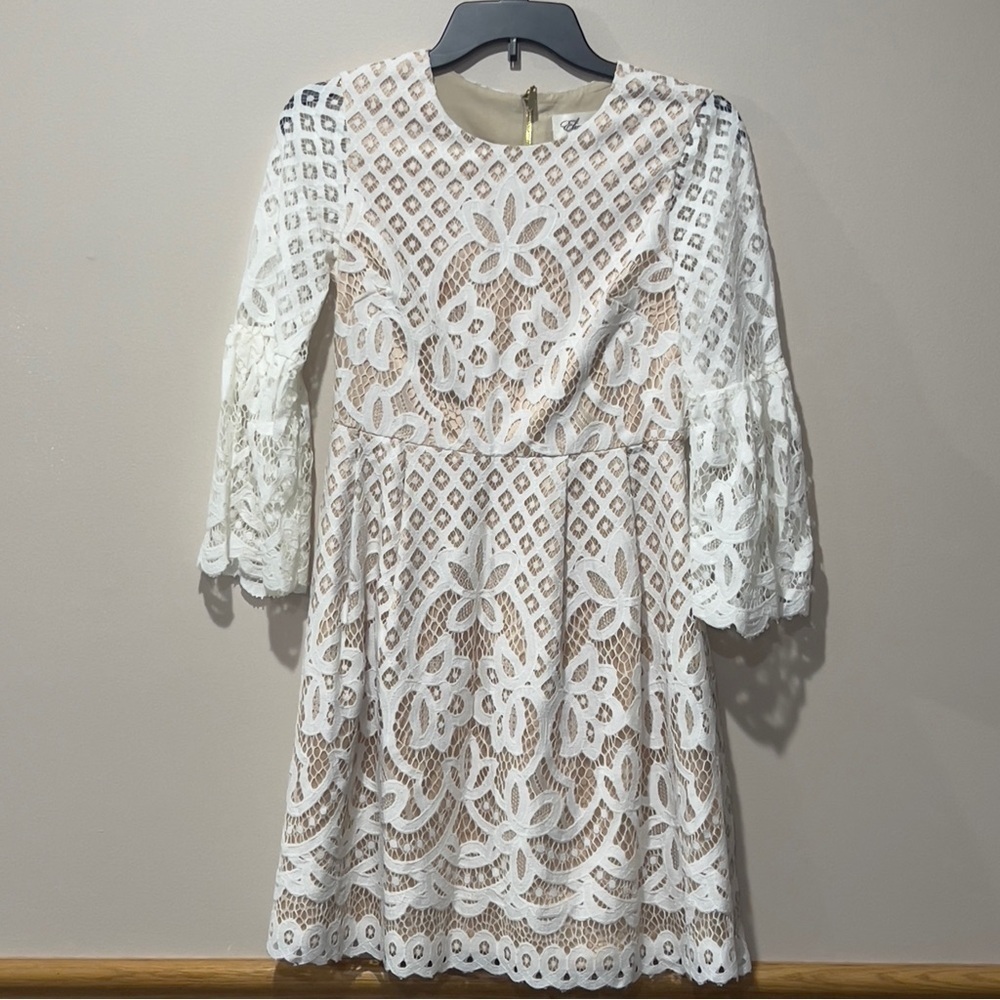 ELIZA J Size Cream White Lace Aline Bell Sleave Bridal Cottagecore Zip Back